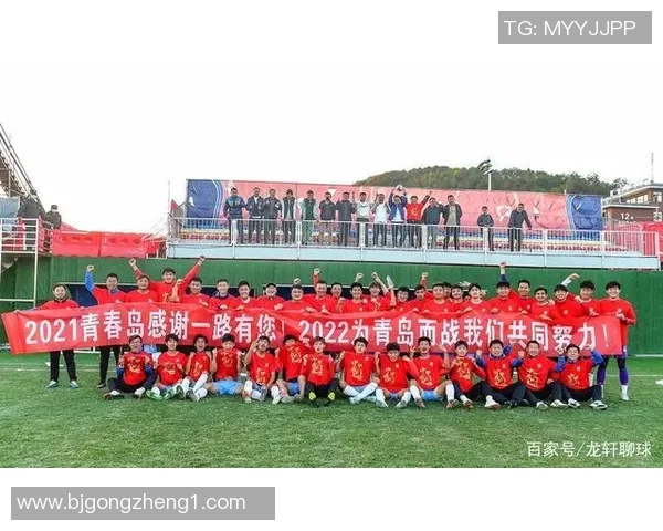 上海足球队技术表现分析与大满贯点评的深度解读 上海足球队技术表现分析与大满贯点评的深度解读