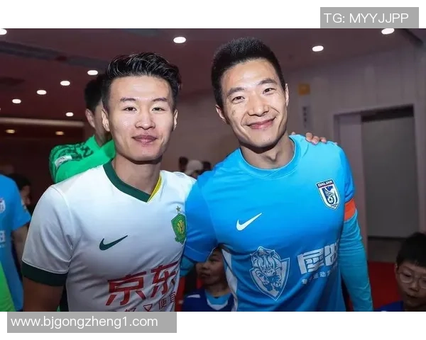 国内明星与足球明星同框互动精彩瞬间视频回顾 国内明星与足球明星同框互动精彩瞬间视频回顾