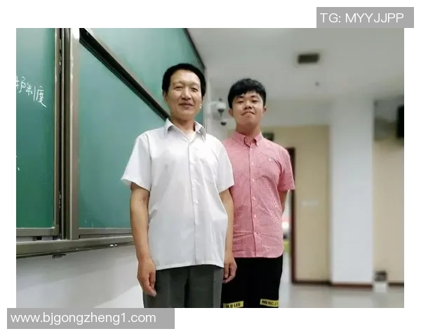 成都足球队逆袭之路:奥运会特别报道见证梦想与奋斗的交汇 成都足球队逆袭之路:奥运会特别报道见证梦想与奋斗的交汇